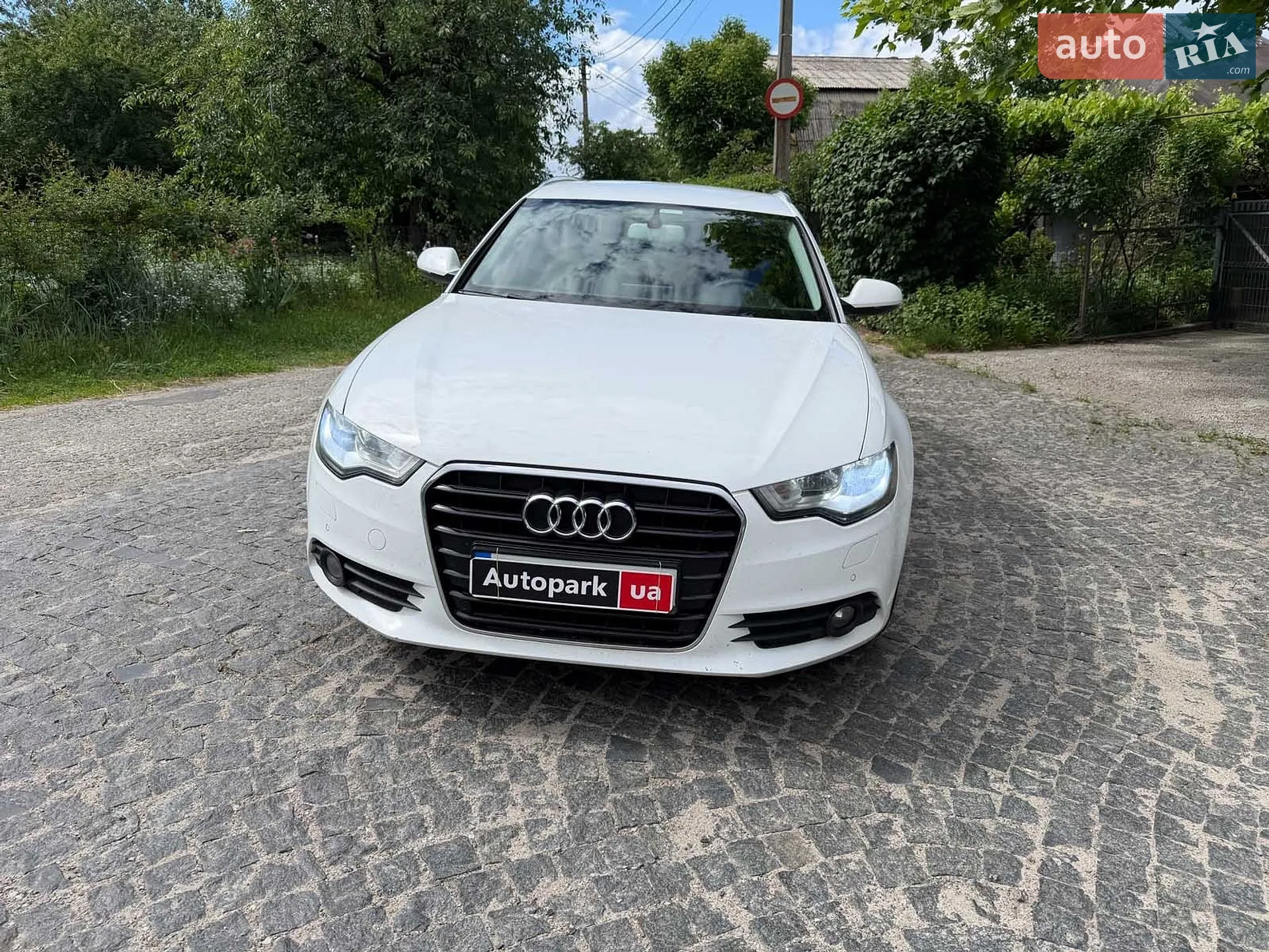 2011 Audi A6 - мініатюра 2