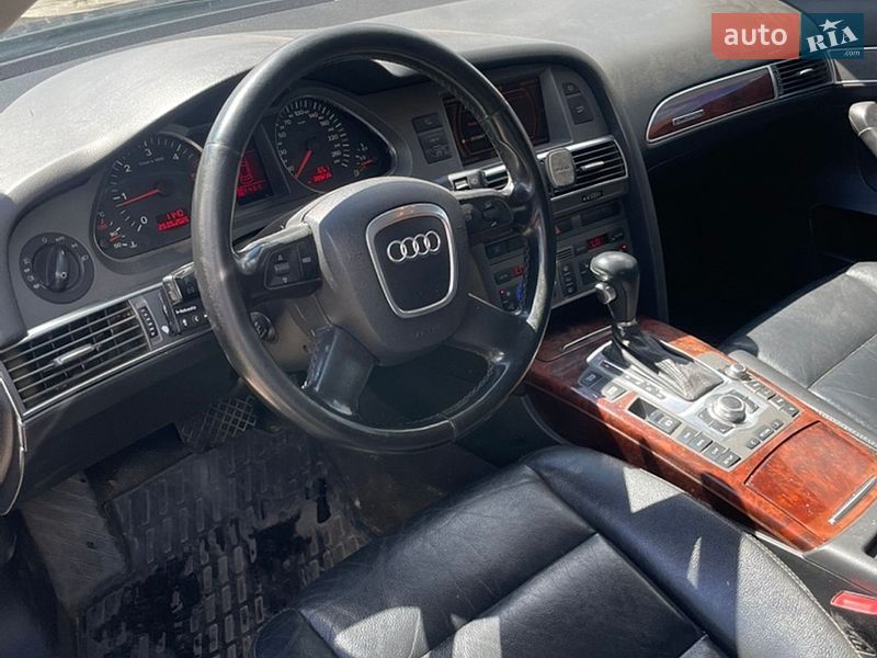Седан Audi A6 2005 в Сарнах