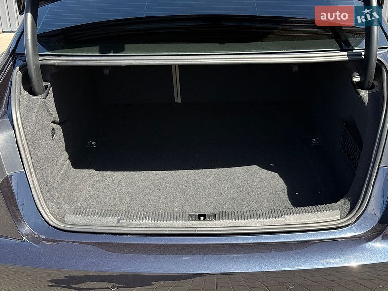 Седан Audi A6 2016 в Мукачевому