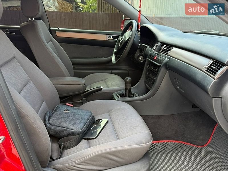 Універсал Audi A6 2001 в Верховині
