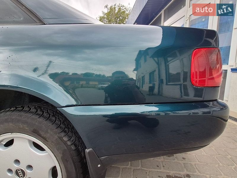 Седан Audi A6 1995 в Кременце