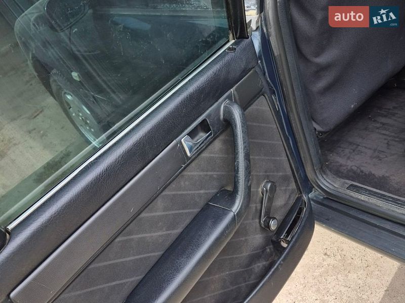 Седан Audi A6 1995 в Кременце