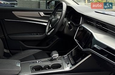 Седан Audi A6 2022 в Львове