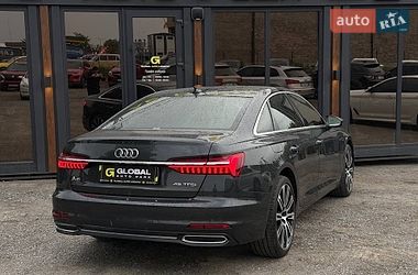 Седан Audi A6 2022 в Львове