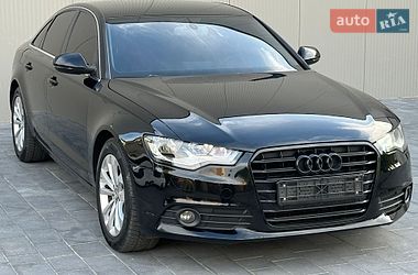 Седан Audi A6 2011 в Ужгороде