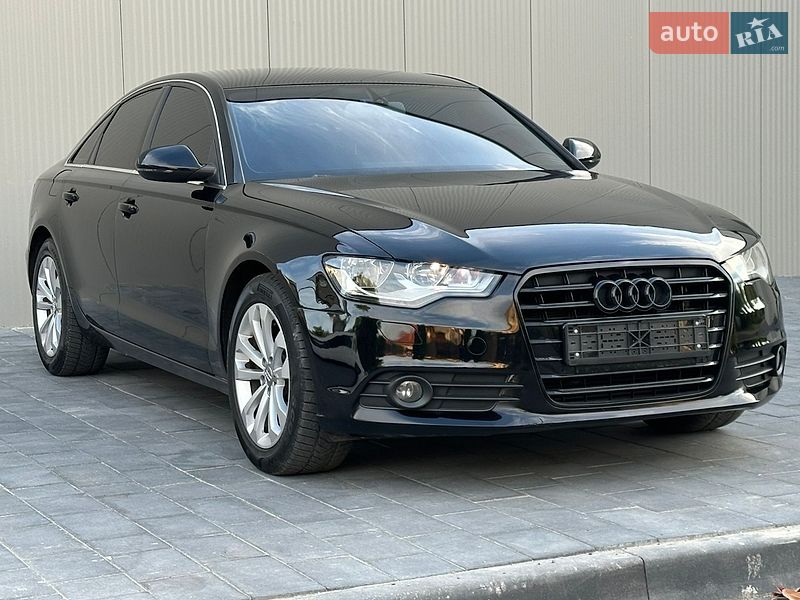 Седан Audi A6 2011 в Ужгороде