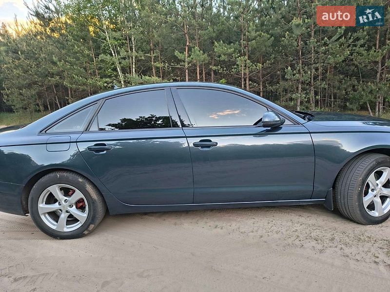 Седан Audi A6 2012 в Лебедині