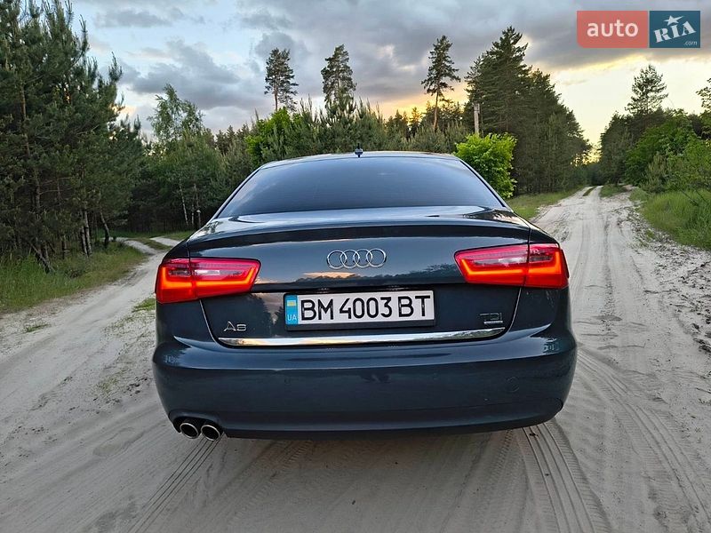 Седан Audi A6 2012 в Лебедині