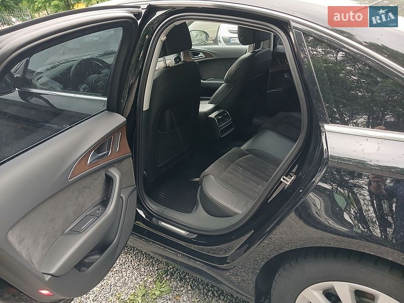 Седан Audi A6 2015 в Ладыжине