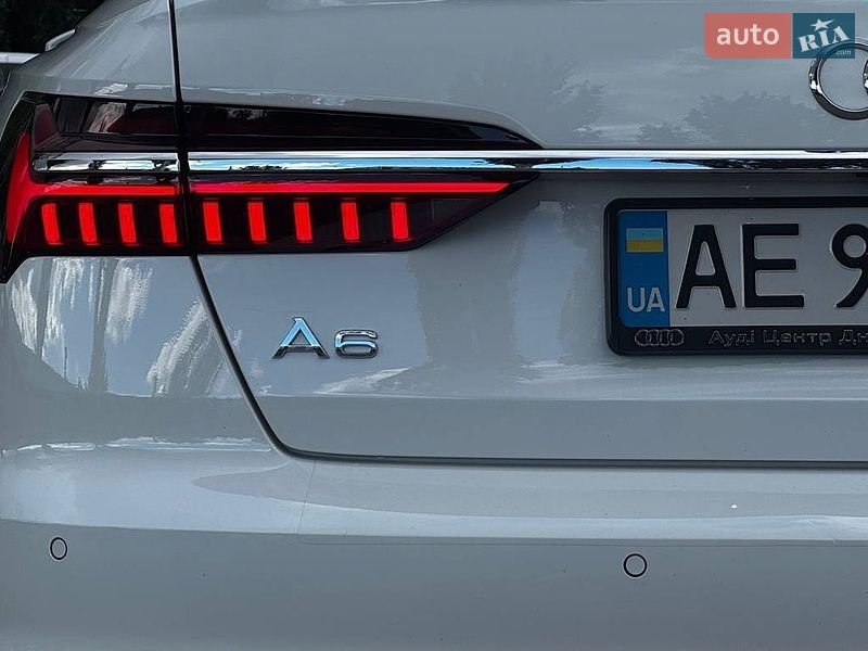 Седан Audi A6 2023 в Дніпрі