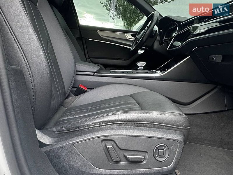 Седан Audi A6 2023 в Дніпрі