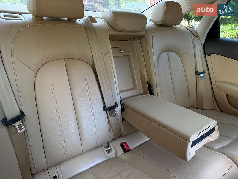 Седан Audi A6 2012 в Дніпрі