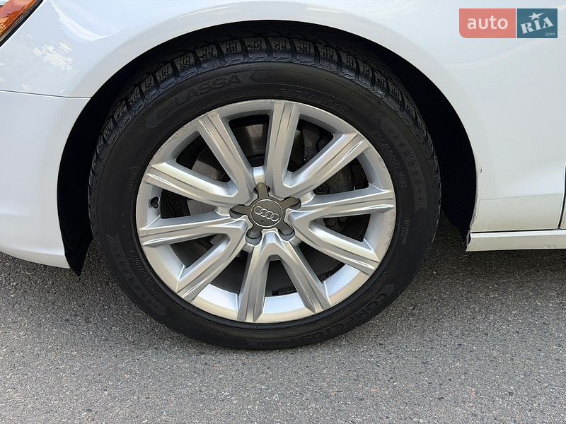 Седан Audi A6 2012 в Дніпрі