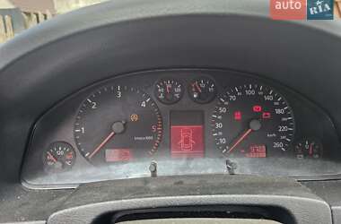 Седан Audi A6 1999 в Сарнах