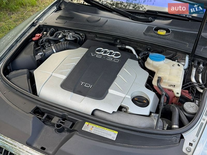 Универсал Audi A6 2011 в Бобрке