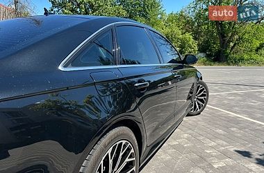 Седан Audi A6 2015 в Ужгороде