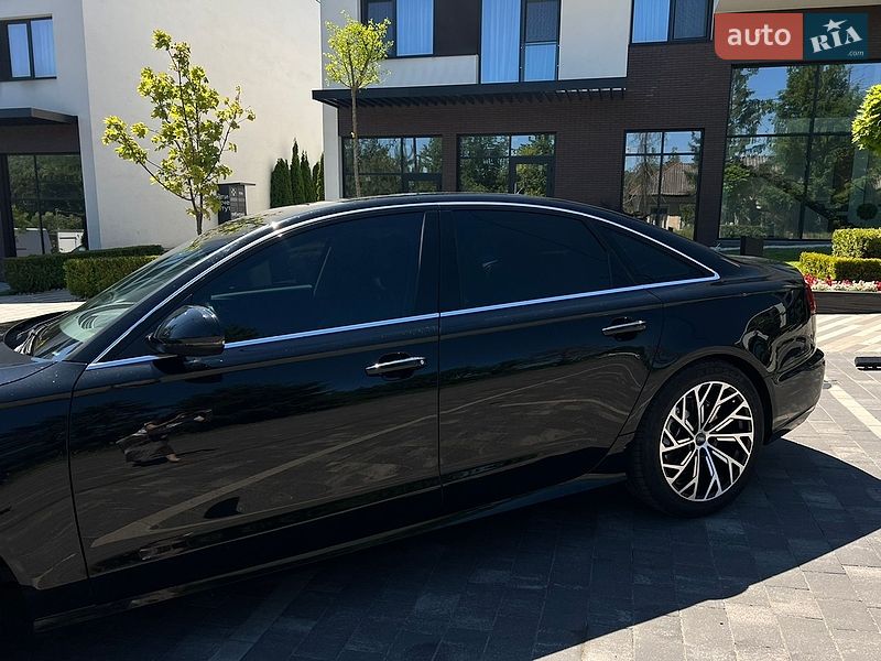 Седан Audi A6 2015 в Ужгороде