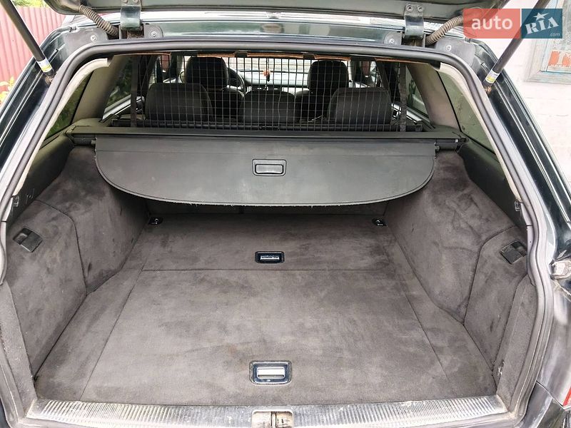 Універсал Audi A6 2001 в Рівному