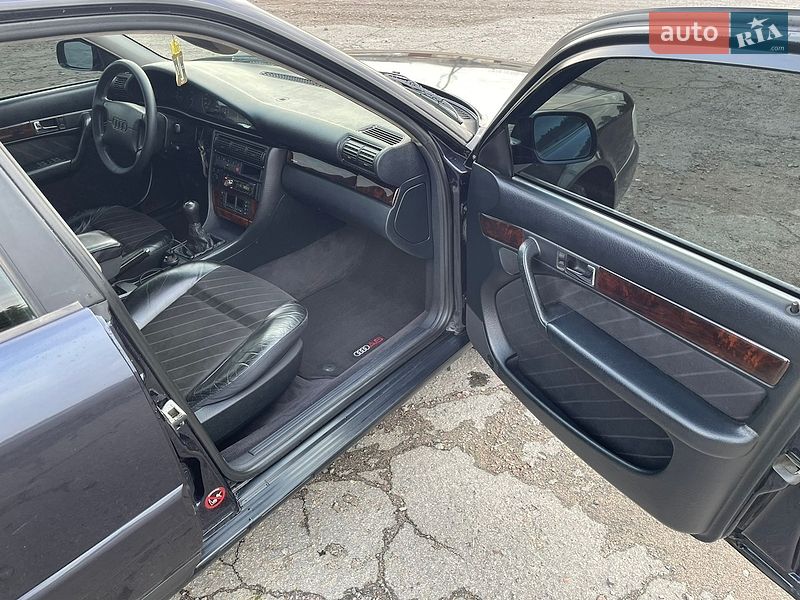 Седан Audi A6 1997 в Заречном