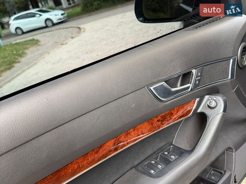 Седан Audi A6 2009 в Воловцю
