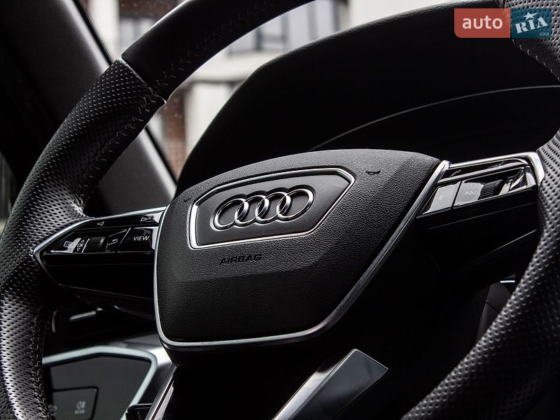 Седан Audi A6 2018 в Львові