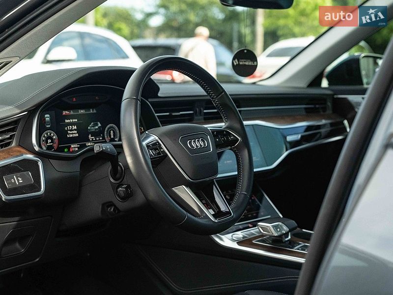 Седан Audi A6 2019 в Чернівцях