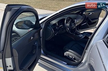 Седан Audi A6 2015 в Коростене