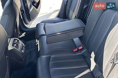 Седан Audi A6 2015 в Коростене