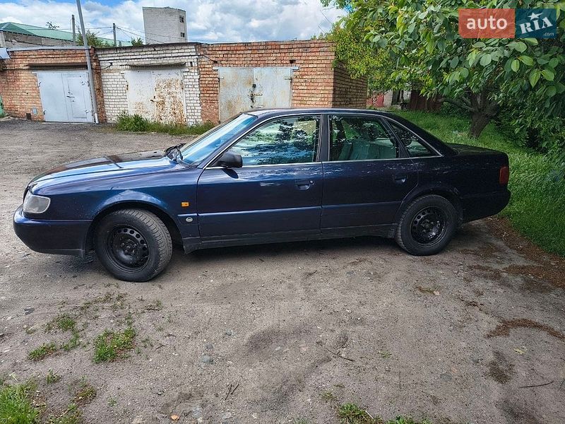 Седан Audi A6 1997 в Синельниково