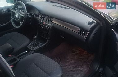 Седан Audi A6 1998 в Березане