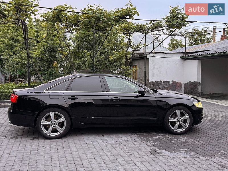 Седан Audi A6 2013 в Самборе