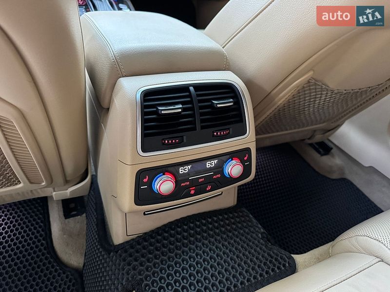 Седан Audi A6 2012 в Смеле