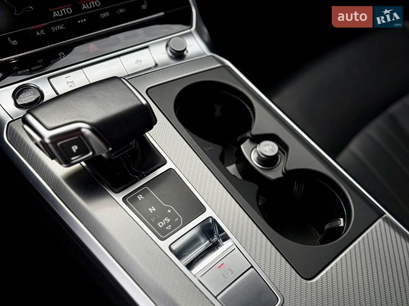 Седан Audi A6 2021 в Львове