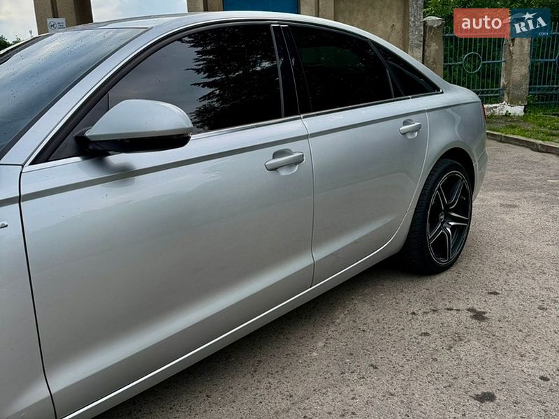 Седан Audi A6 2012 в Золочеве