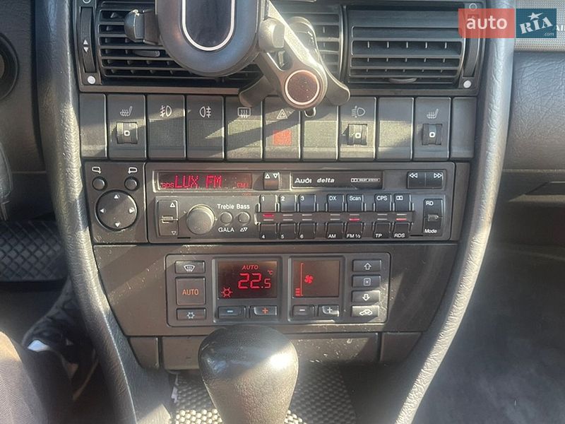 Седан Audi A6 1996 в Киеве