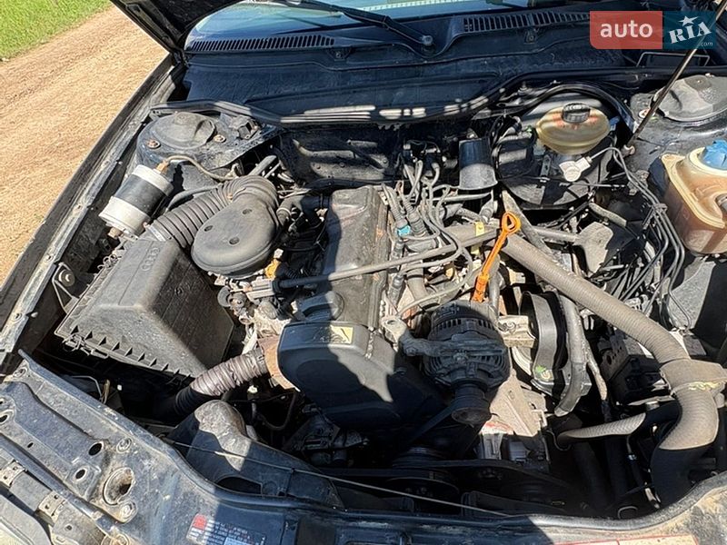 Седан Audi A6 1996 в Тлумачі