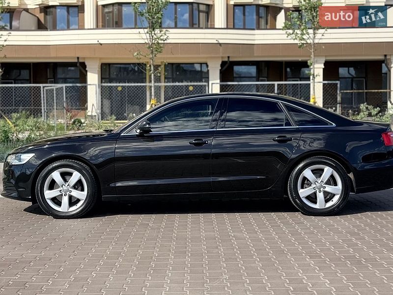 Седан Audi A6 2013 в Киеве