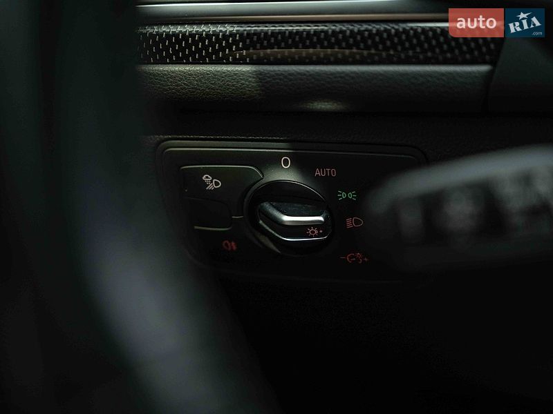 Седан Audi A6 2018 в Чернівцях
