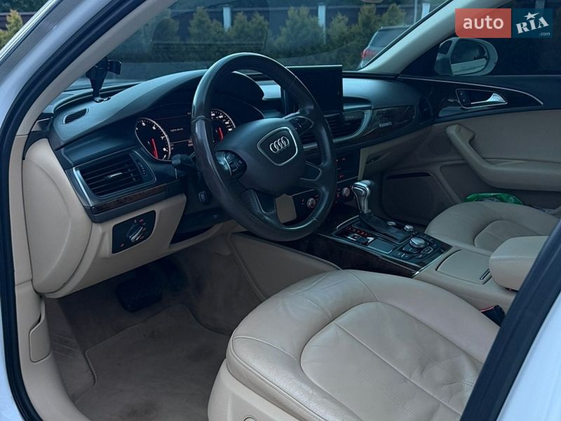 Седан Audi A6 2014 в Стрию