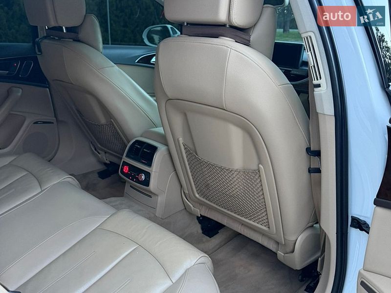 Седан Audi A6 2014 в Стрию