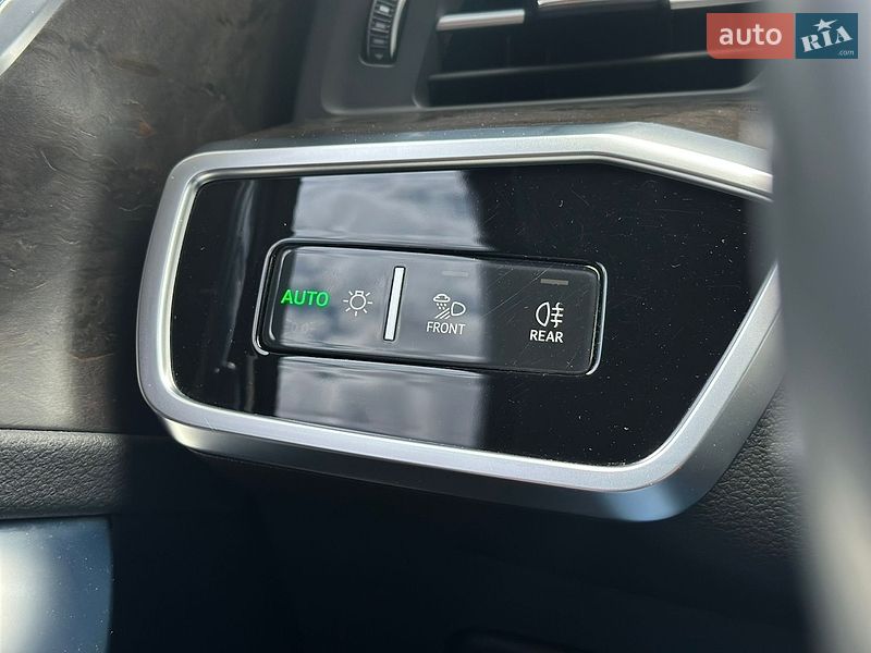 Седан Audi A6 2020 в Львові