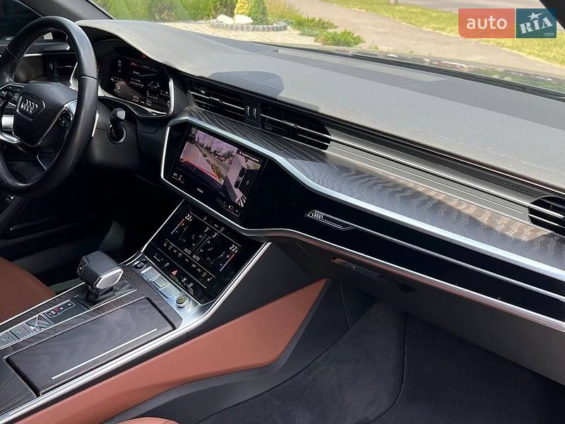 Седан Audi A6 2023 в Львові