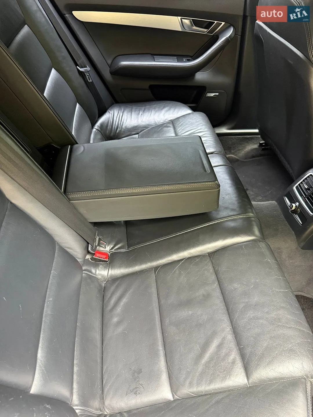 2010 Audi A6 - мініатюра 46
