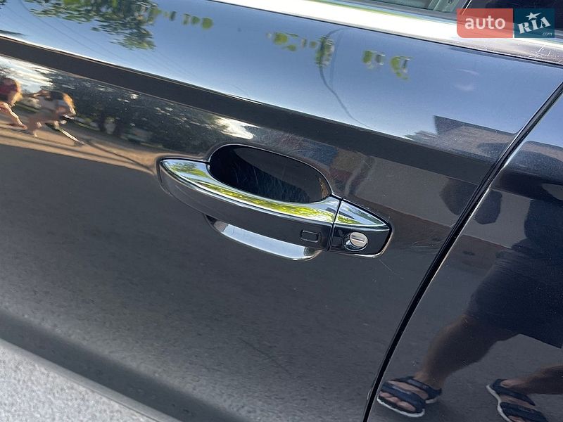 Седан Audi A6 2013 в Виннице
