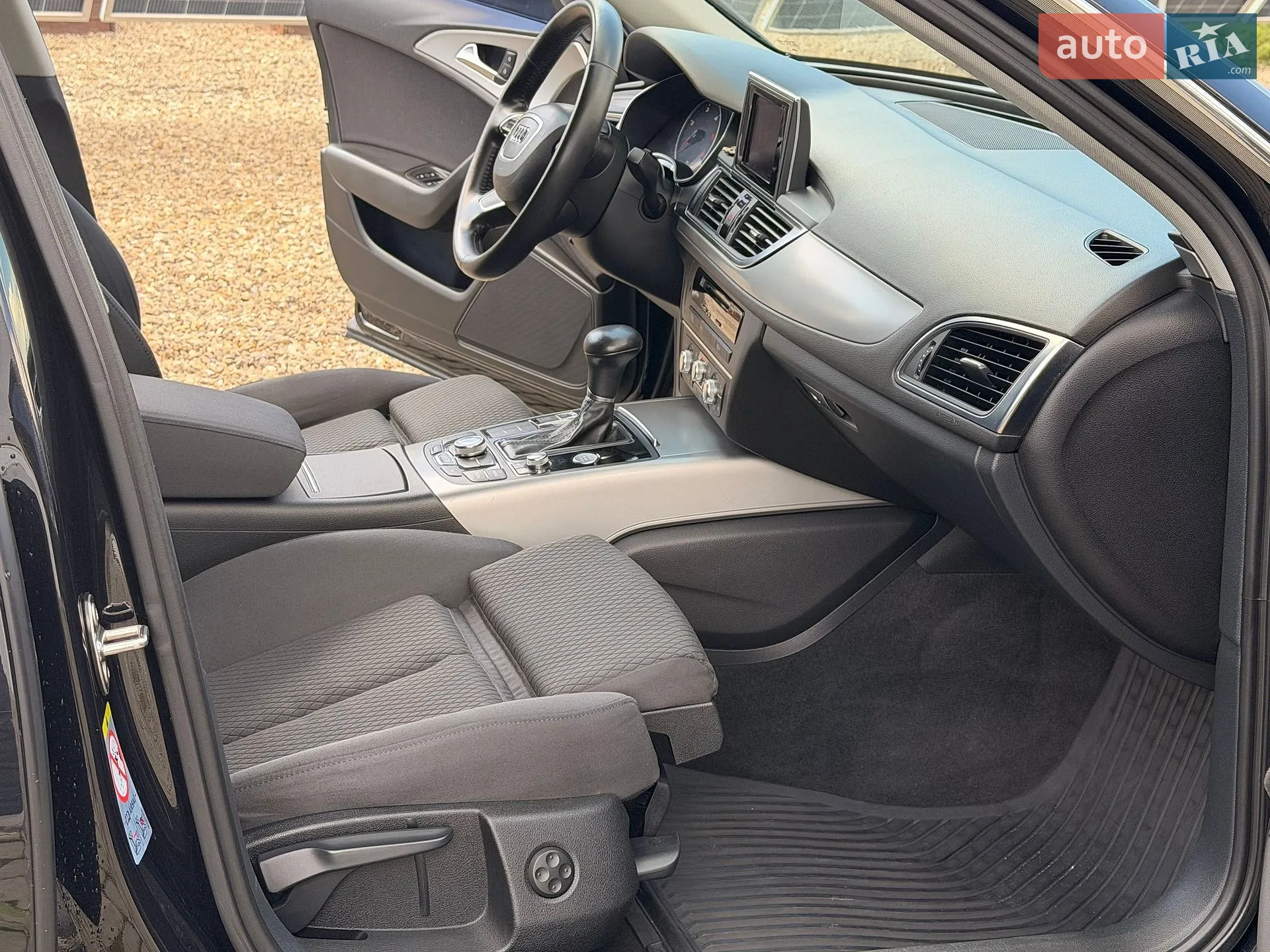 2011 Audi A6 - мініатюра 26