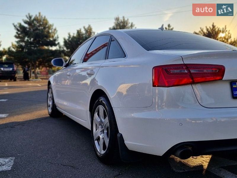 Седан Audi A6 2012 в Одессе