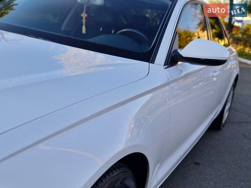 Седан Audi A6 2012 в Одессе