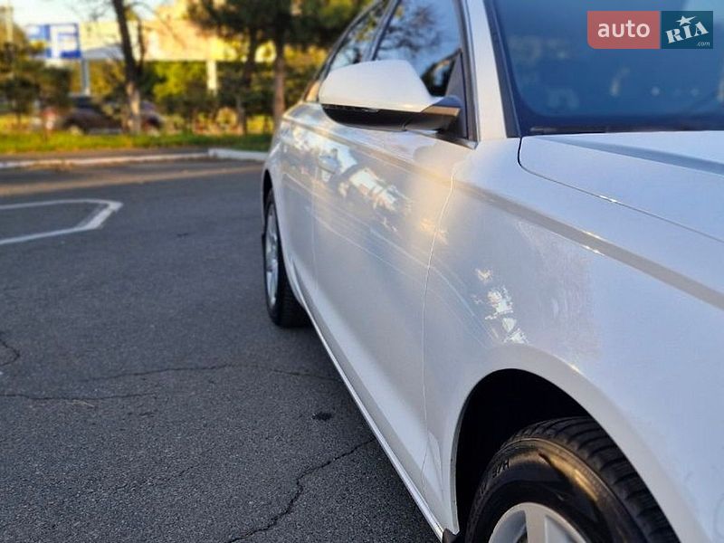 Седан Audi A6 2012 в Одессе