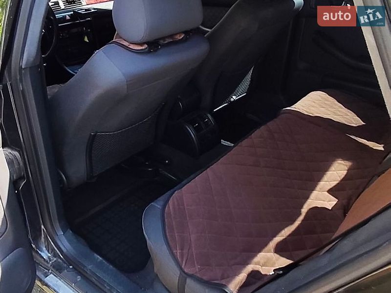 Седан Audi A6 1997 в Городку