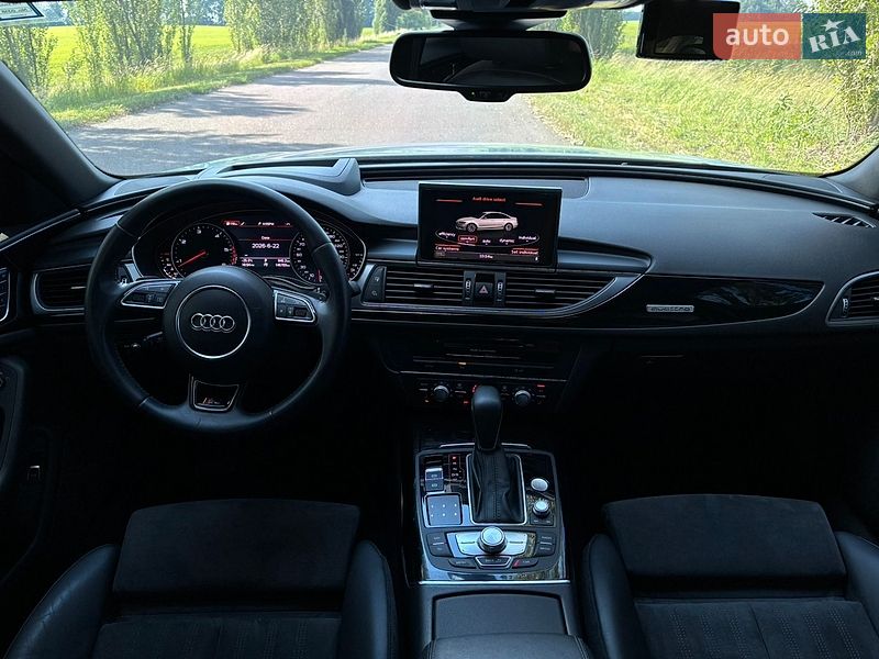 Седан Audi A6 2015 в Барышевке